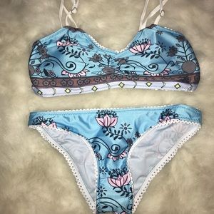 Bikini with pads floral design